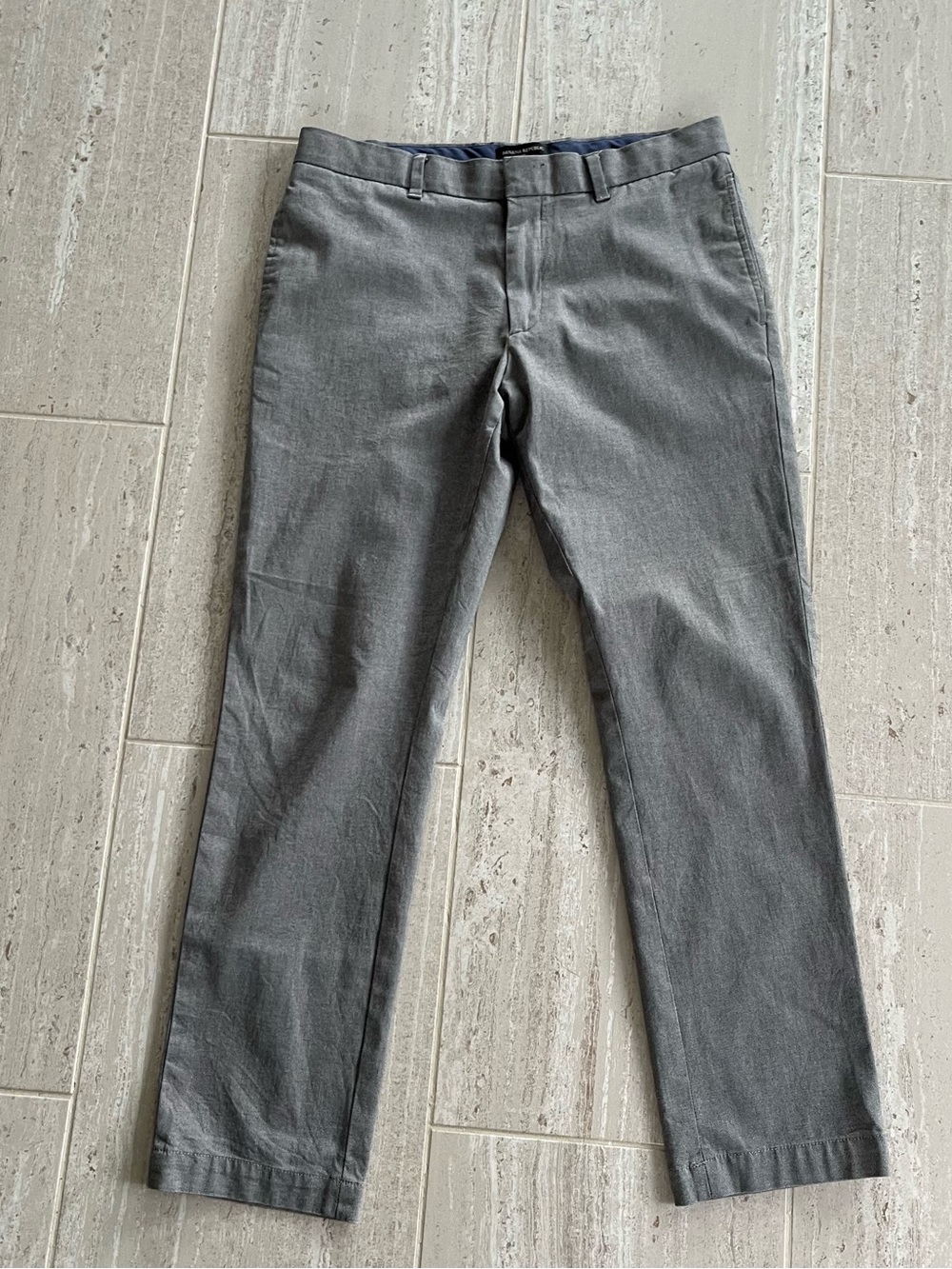 Banana Republic Aiden Pant Mens 33x32 Gray Stretch Casual Dress Pants